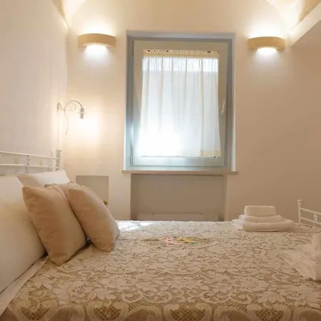 Trulli D'ibernia With Panoramic View Brindisi