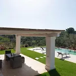 Trulli D'ibernia With Panoramic View