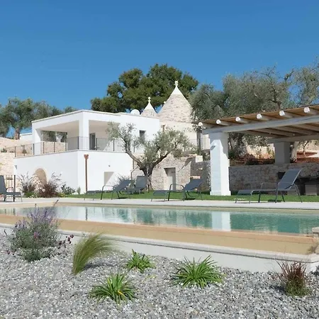 Trulli Dibernia With Panoramic View 布林迪西